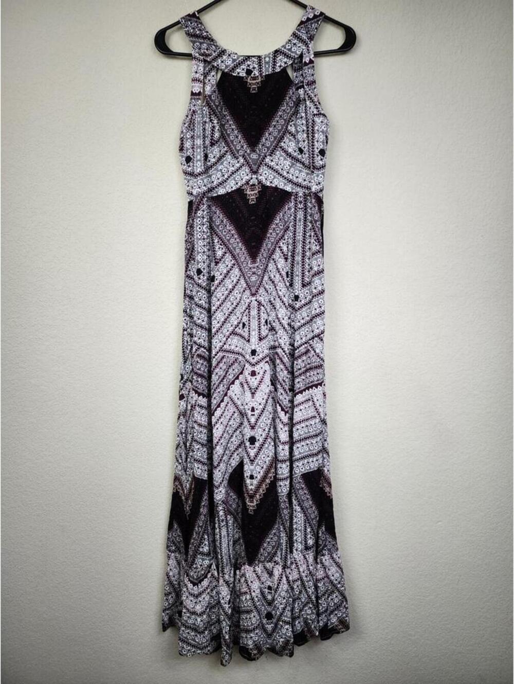 Free People Size 4 Tribal Lace Back White Red Long Dress